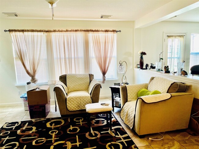 Foto del edificio - 5707 Highbury Ct