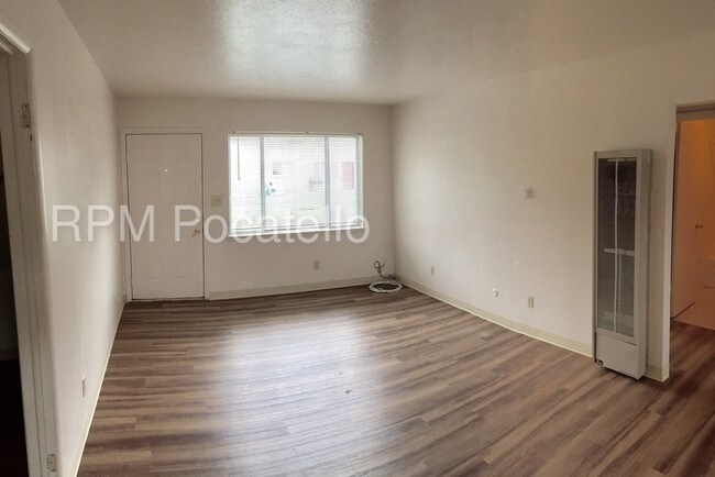 Foto del edificio - 1070 McKinley Ave