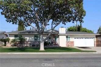 Building Photo - 1532 S Dallas Dr