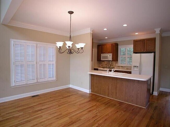 Foto del edificio - 212 Chestnut Rise