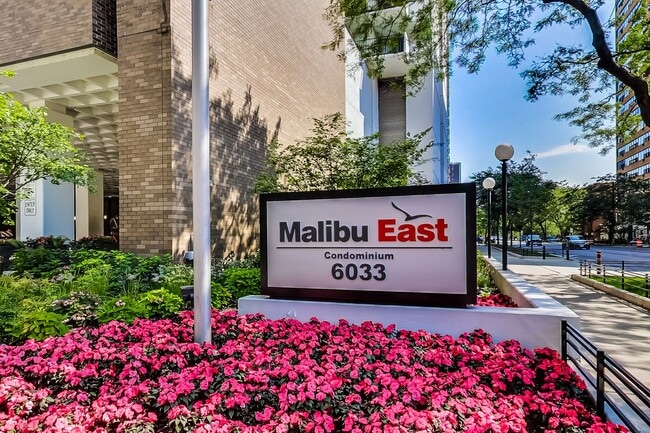 Foto del edificio - 6033 N Sheridan Rd