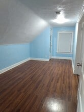 Building Photo - 4413 Floral Ave