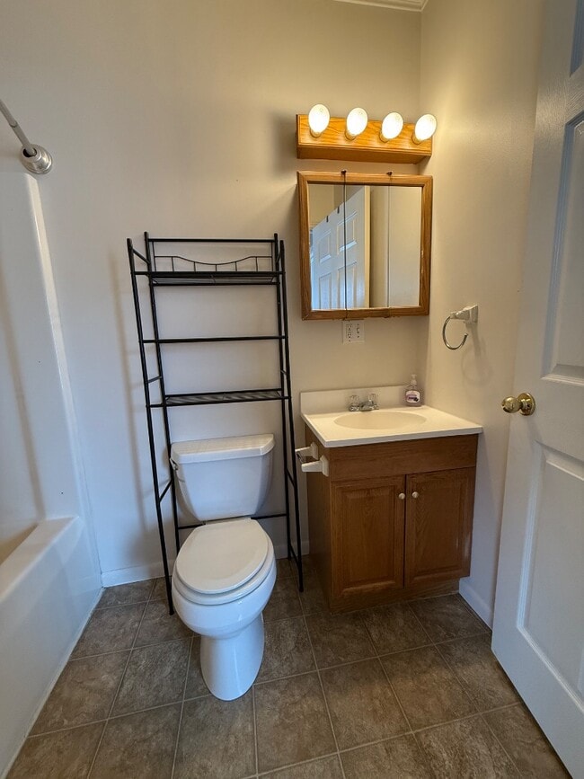 Foto del edificio - 341 N Lafayette St