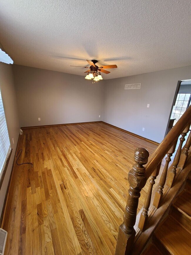 Foto del edificio - 2 Bedroom 1.5 Bath Townhome