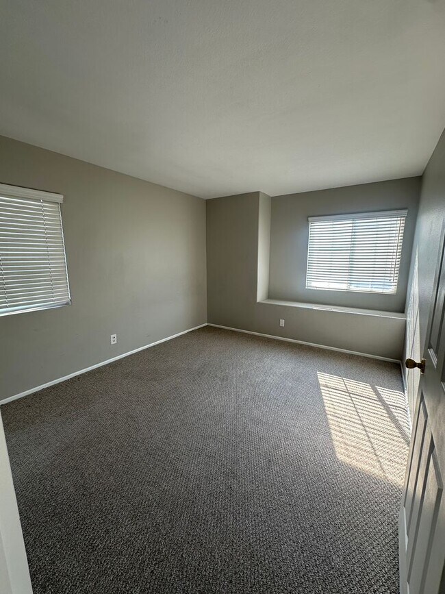 Foto del edificio - Beautiful 3bedroom 3bath w/ a Pool