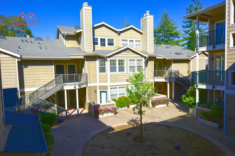 Primary Photo - 2160 Santa Cruz Ave