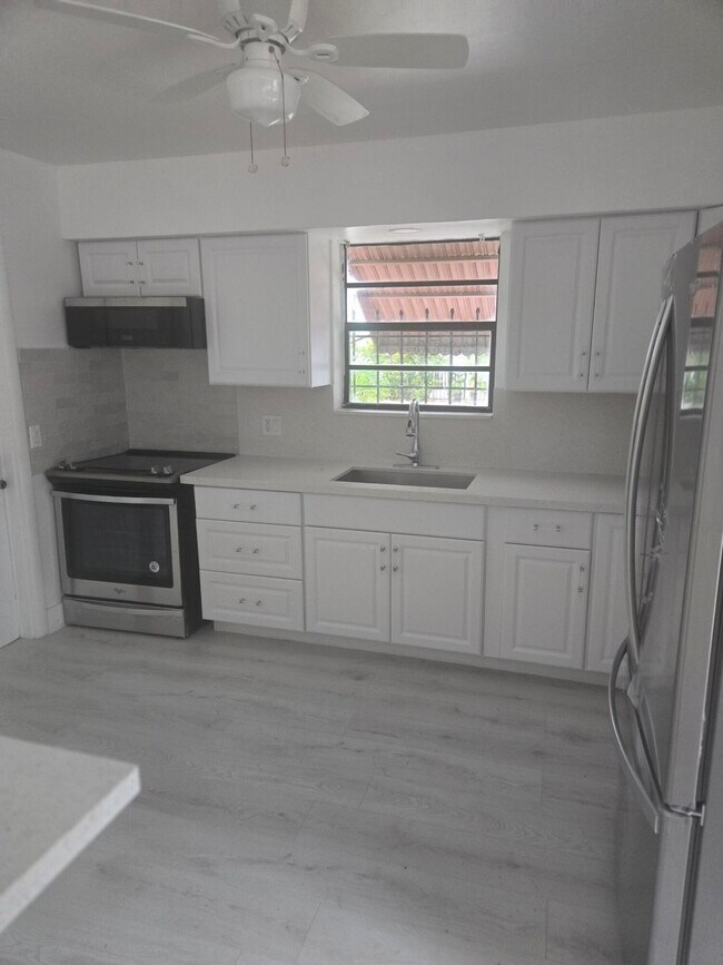 Foto del edificio - 930 N K St