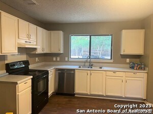 Foto del edificio - 7306 Red Deer Pass
