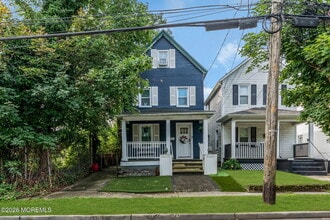 Building Photo - 916 Mattison Ave