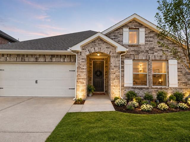 Foto del edificio - 2510 Lovegrass Ln