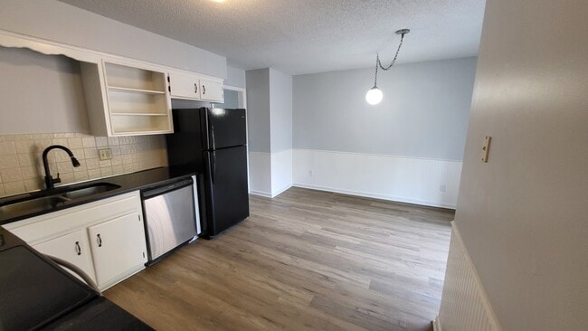 Building Photo - 14038 Dornoch St