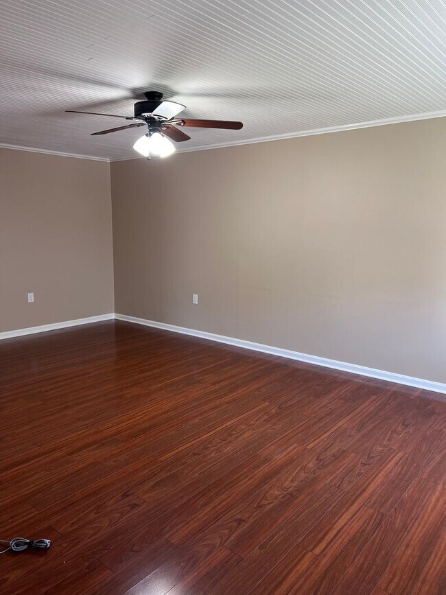 Foto del edificio - Charming 3Bed/2Bath in Perry Hall MD