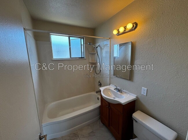 Building Photo - 2780 Argyll Ave