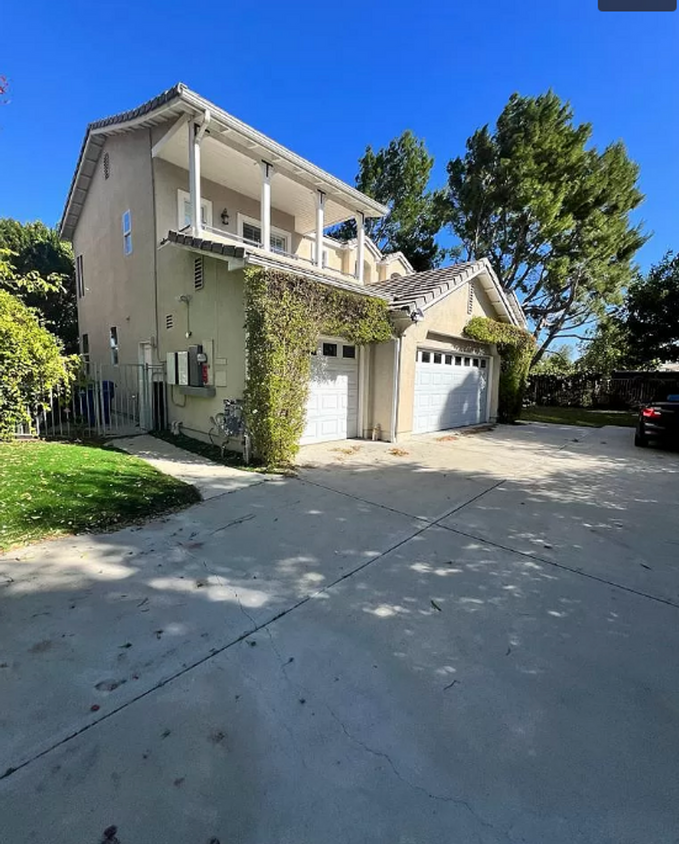 Primary Photo - Beautifully remodeled 4 bed, 4 bath pool home