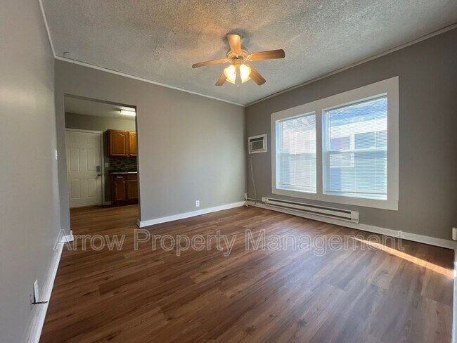 Foto del edificio - 1215 Peach St