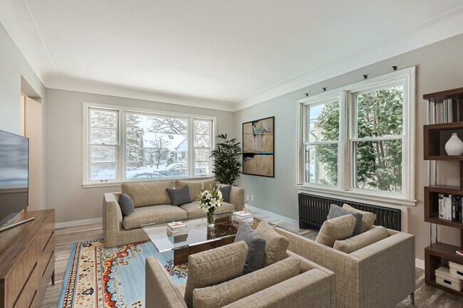 Foto del edificio - 3353 40th Ave S
