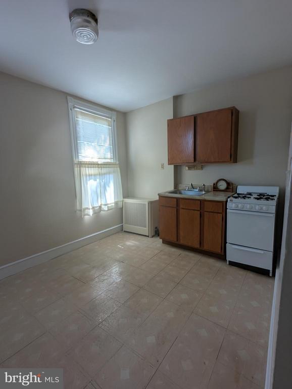 Foto del edificio - 5947 N 13th St