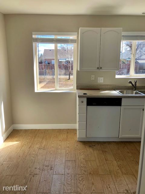 Building Photo - 2 br, 1 bath House - 1560 Hudson St
