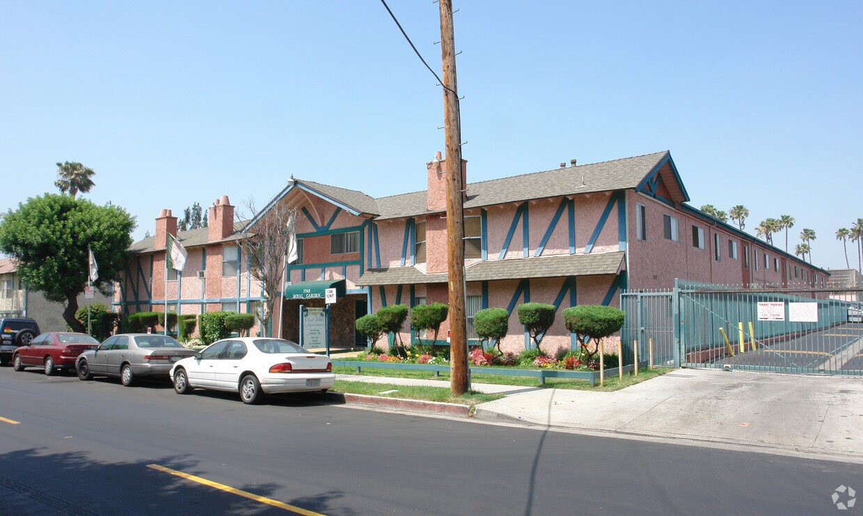 Royal Garden Apartaments - Royal Garden Apartments