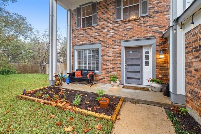 Building Photo - 16605 Mixtli Cove