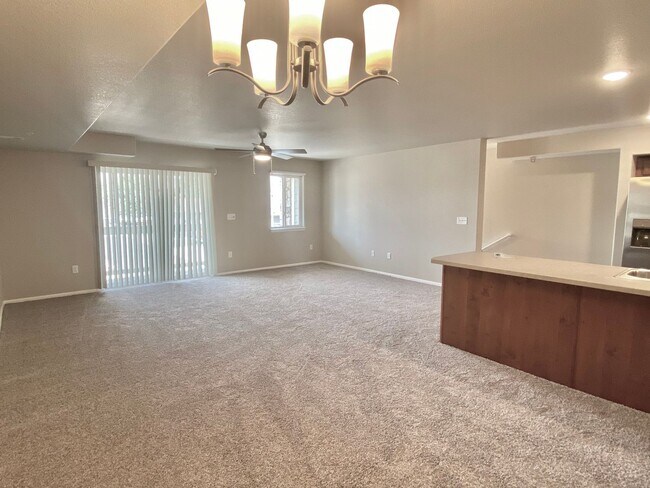 Foto del edificio - Townhome in West Greeley