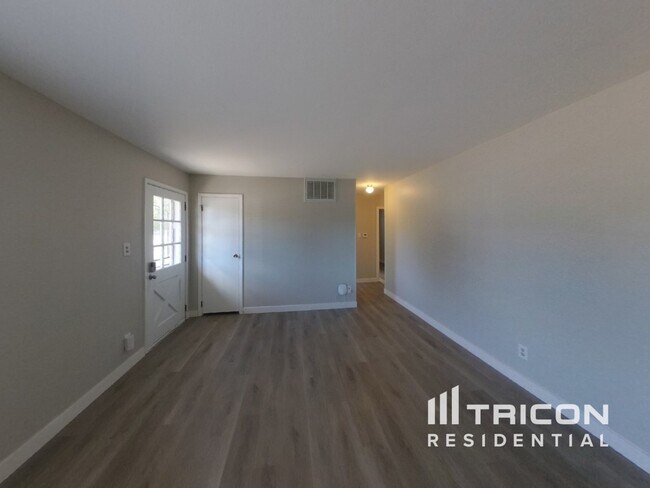 Foto del edificio - 3002 Hayman Terrace