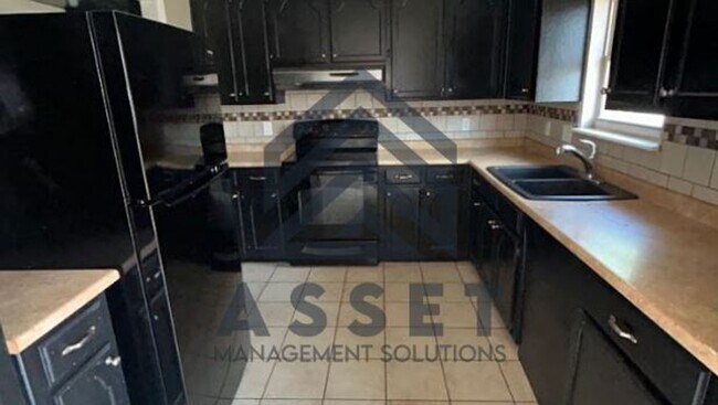 Building Photo - RENT TO OWN – EDMOND, OK