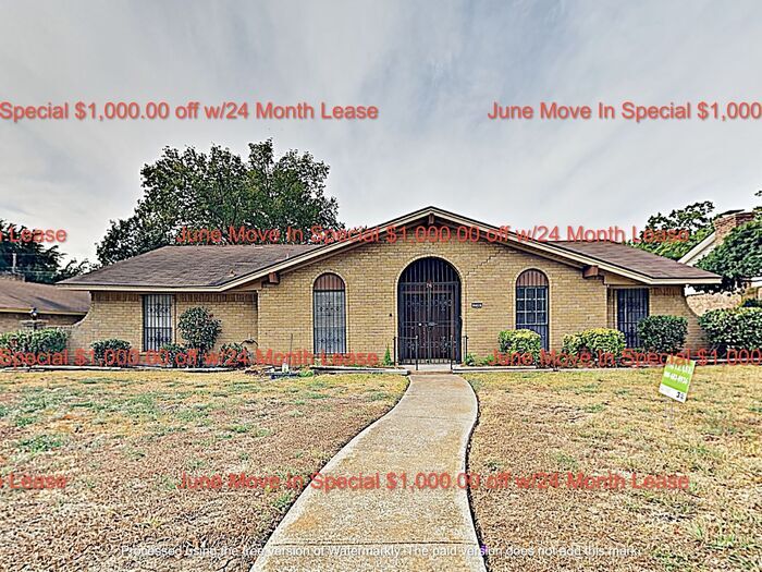 Primary Photo - JUNE MOVE IN SPECIAL! $1,000.00 off 1st Mo...