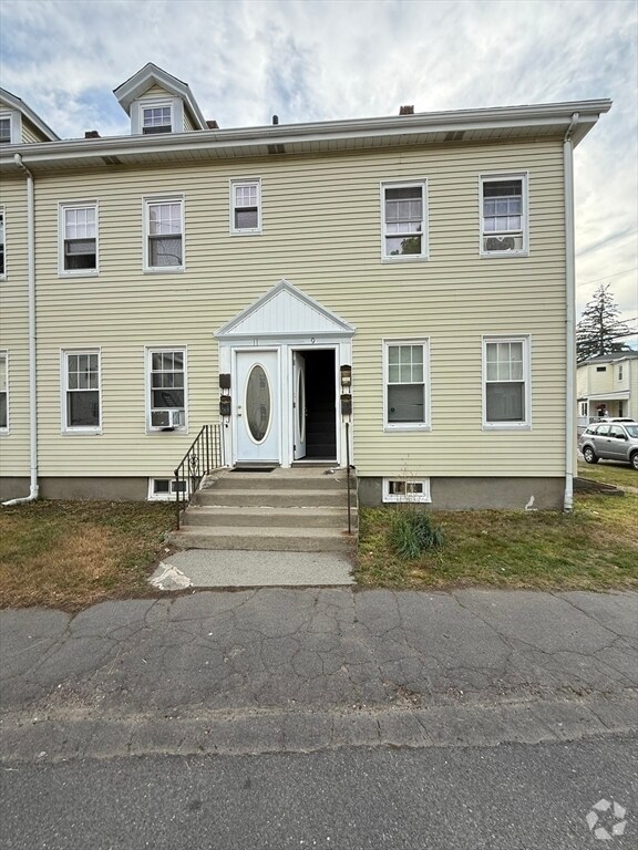 Building Photo - 9 N Park St