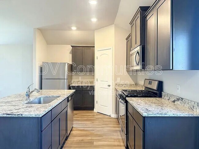 Foto del edificio - 1708 Vermilion Ln