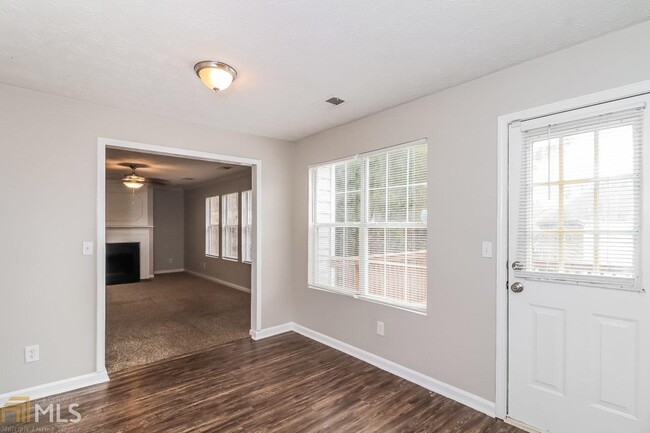 Building Photo - 983 Carriage Trace Cir