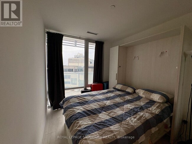 Building Photo - 18 Maitland Terrace