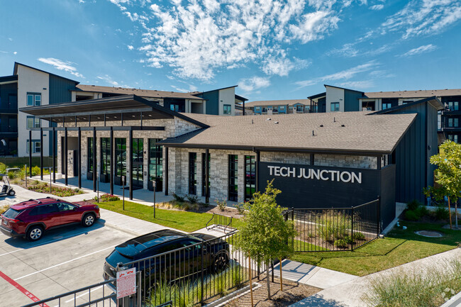 Leasing Office - Bridge at Tech Crossing