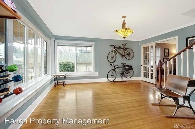 Foto del edificio - 5 br, 3 bath House - 2119 N Prospect St