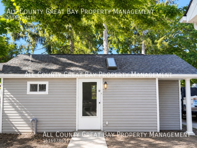 Building Photo - 121 Rose Dr
