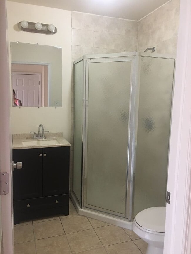 Foto del edificio - 342 HAWTHORNE