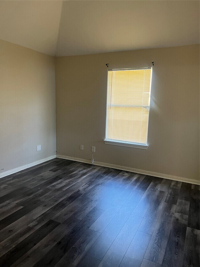Foto del edificio - 4221 Clover St