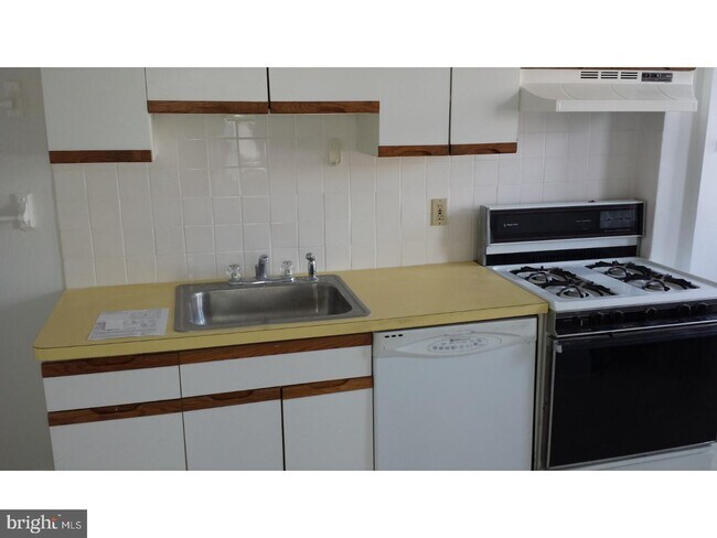 Foto del edificio - 4109 Vernon Rd