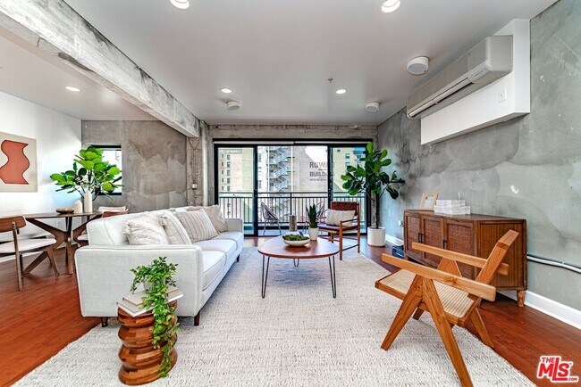 Foto del edificio - 416 S Spring St