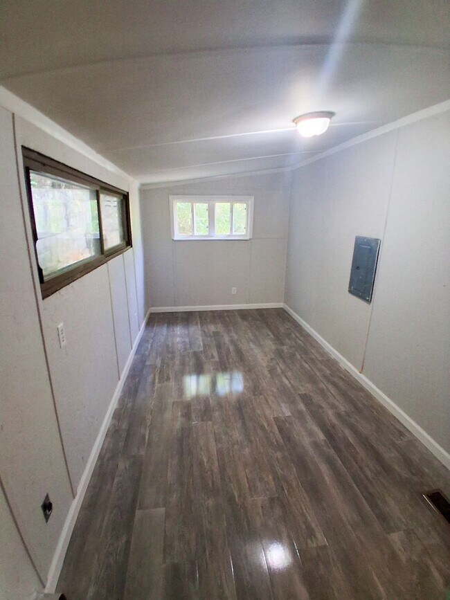 Foto del edificio - Inviting 2-Bedroom, 1-Bath Home in a Prime...