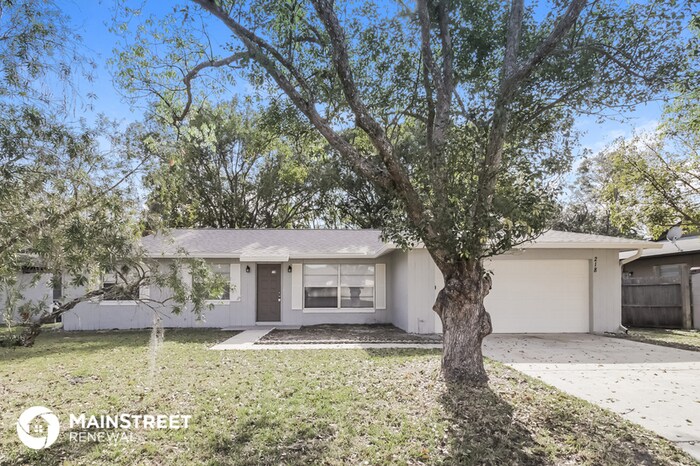 Foto principal - 218 Pine Winds Dr
