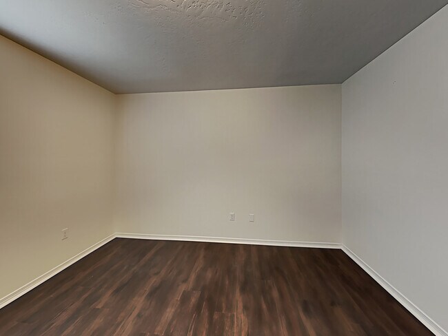 Building Photo - 2299 W Fieldstream Dr