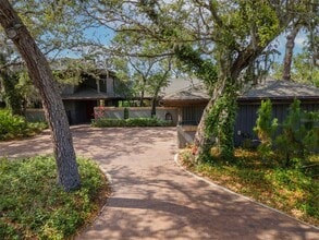 Building Photo - 1296 Weybridge Ln