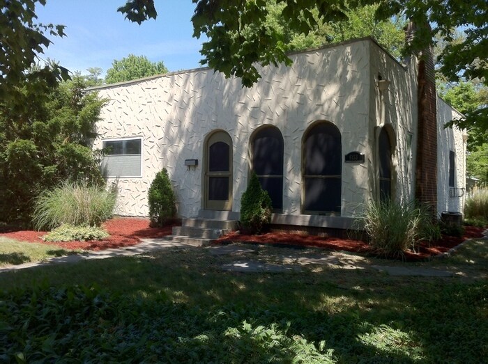 Charming Home in the Heart of Broad Ripple! House for Rent in