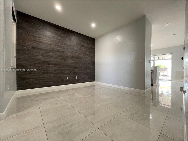 Building Photo - 10973 SW 236th Terrace