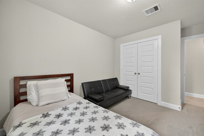 Foto del edificio - 11911 Briarwood Hill Way
