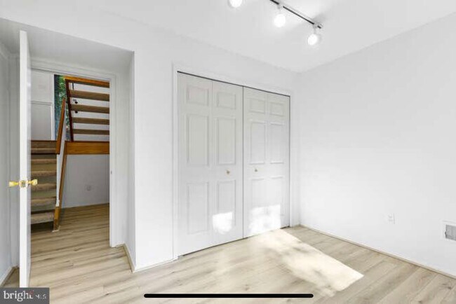 Foto del edificio - 2514 Fauquier Ln