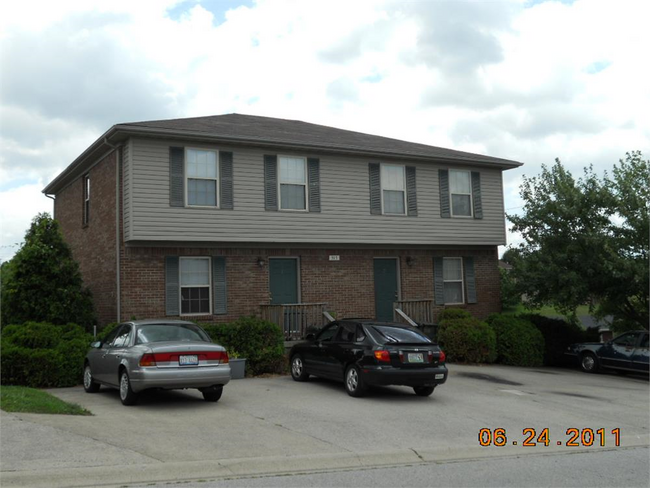 Building Photo - 315 McDougal Ave
