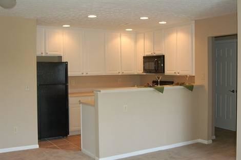 Building Photo - 2744 C Greystone Dr