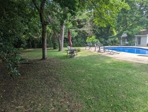 Building Photo - 106 Pickens St